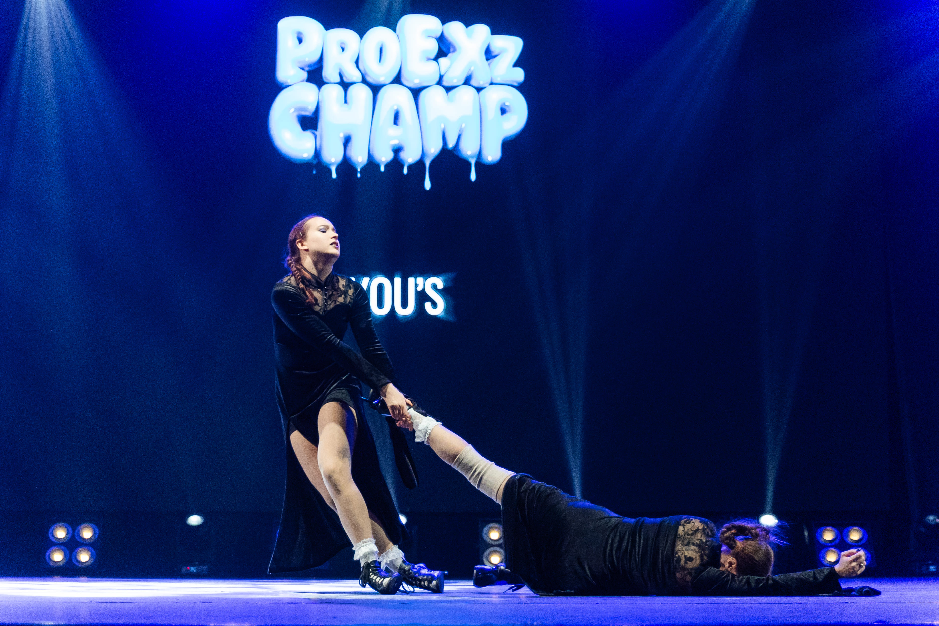 Танцевальное выступление на PRO_E_XZ 10